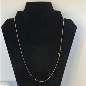 MIXUKI 14k Yellow Gold Cross Necklace